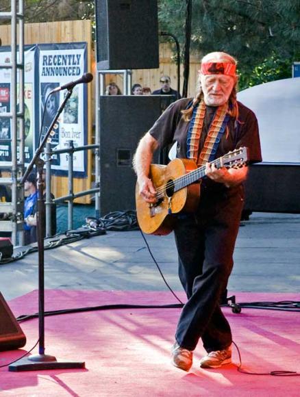 Willie Nelson at Wells Fargo Arena